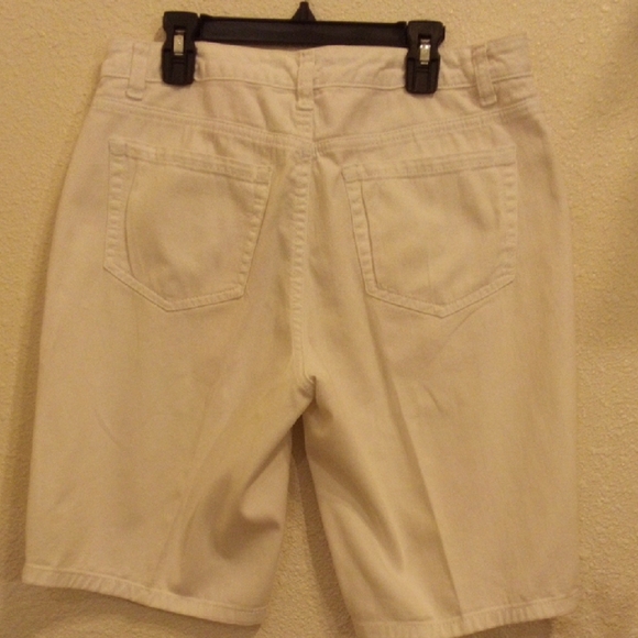 Jones New York White Jean Shorts for Men - Picture 3 of 7